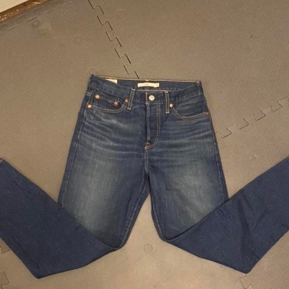Levi’s Wedgie Jeans